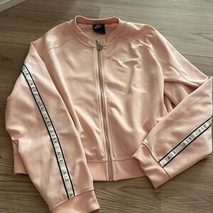 NIKE AIR lightweight zip up jacket